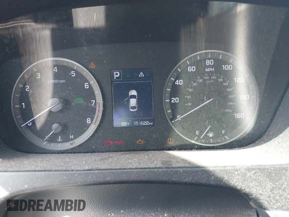 2015 Hyundai Sonata Limited with VIN 5NPE34AF7FH088872, listed as a IAAI auction lot 42105320 with 151,622 mi miles and . Bid and sale history available at carsss.com. Image 7.