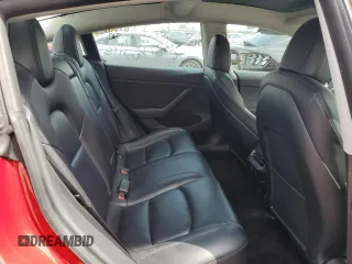 2022 Tesla Model 3 z VIN 5YJ3E1EA9NF304409, wystawiony jako Copart lot #58600755 z przebiegiem Nie podano mil oraz Szkoda całkowita • Salvage title. Historia ofert i sprzedaży dostępna na DreamBid. Obrazek 10.
