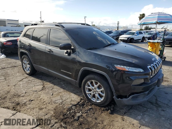 2015 Jeep Cherokee Sport z VIN 1C4PJLAB6FW580387, wystawiony jako Copart lot #50241815 z przebiegiem 99 999 mil mil oraz Czysty tytuł • Clean title. Historia ofert i sprzedaży dostępna na DreamBid. Obrazek 4.