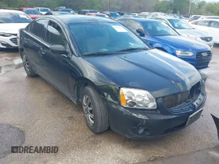 2007 Mitsubishi Galant ES z VIN 4A3AB36FX7E083135, wystawiony jako IAAI lot #41899636 z przebiegiem 171 621 mil mil oraz . Historia ofert i sprzedaży dostępna na DreamBid. Obrazek 1.