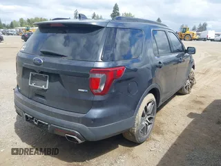 2017 Ford Explorer Sport z VIN 1FM5K8GT4HGA62529, wystawiony jako IAAI lot #42251372 z przebiegiem 75 099 mil mil oraz . Historia ofert i sprzedaży dostępna na DreamBid. Obrazek 4.