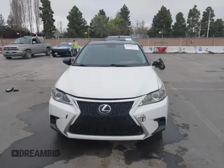 2013 Lexus CT 200h z VIN JTHKD5BH9D2172419, wystawiony jako IAAI lot #41968975 z przebiegiem 221 084 mil mil oraz . Historia ofert i sprzedaży dostępna na DreamBid. Obrazek 12.