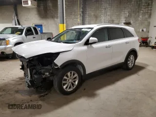 2018 Kia Sorento LX z VIN 5XYPG4A33JG413021, wystawiony jako Copart lot #59512595 z przebiegiem 78 935 mil mil oraz Szkoda całkowita • Salvage title. Historia ofert i sprzedaży dostępna na DreamBid. Obrazek 1.