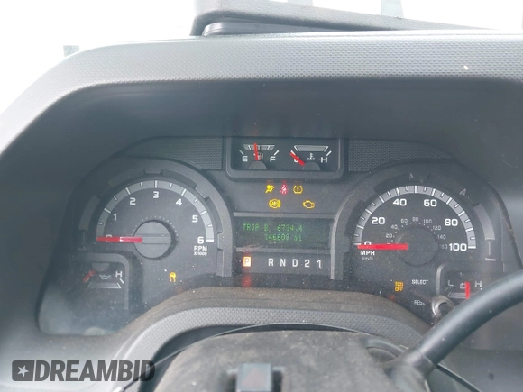 2011 Ford Econoline Cargo Commercial z VIN 1FTNE2EL6BDB35128, wystawiony jako IAAI lot #42088056 z przebiegiem 146 609 mil mil oraz . Historia ofert i sprzedaży dostępna na DreamBid. Obrazek 7.