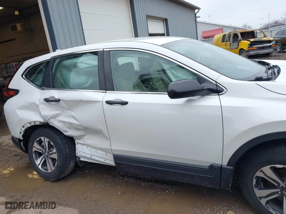 2021 Honda CR-V LX with VIN 5J6RW2H22ML015332, listed as a IAAI auction lot 41697230 with 31,264 mi miles. Bid and sale history available at carsss.com. Image 13.