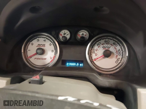 2010 Ford Focus SE with VIN 1FAHP3FNXAW263765, listed as a IAAI auction lot 42058813 with 219,009 mi miles and . Bid and sale history available at DreamBid. Image 7.