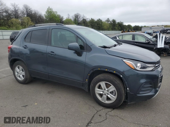 2021 Chevrolet Trax LT z VIN KL7CJLSM4MB365607, wystawiony jako Copart lot #57070515 z przebiegiem 67 813 mil mil oraz Szkoda całkowita • Salvage title. Historia ofert i sprzedaży dostępna na DreamBid. Obrazek 4.