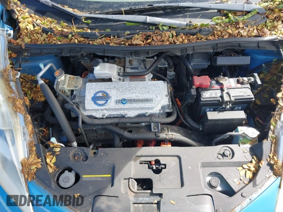 2011 Nissan LEAF SL-e with VIN JN1AZ0CP1BT008549, listed as a IAAI auction lot 41469574 with 72,264 mi miles. Bid and sale history available at carsss.com. Image 10.