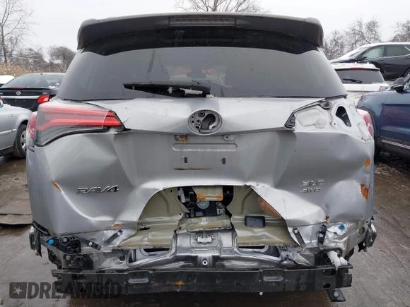 2016 Toyota RAV4 XLE с VIN 2T3RFREV0GW508957, выставлен на аукционе IAAI как лот 41522156 с пробегом 70 230 миль миль и . История ставок и продаж доступна на DreamBid. Изображение 6.