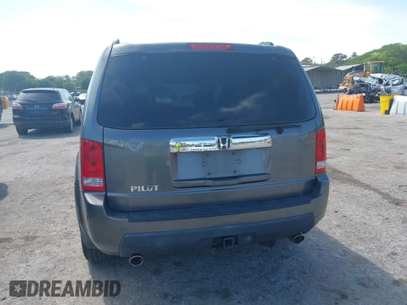 2011 Honda Pilot EX with VIN 5FNYF3H4XBB001140, listed as a IAAI auction lot 41940476 with 254,136 mi miles and . Bid and sale history available at carsss.com. Image 17.