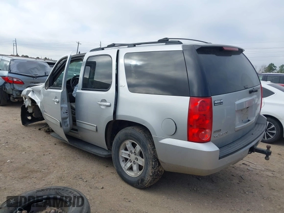 2011 GMC Yukon SLT with VIN 1GKS1CE01BR150895, listed as a IAAI auction lot 41183340 with 1 mi miles. Bid and sale history available at carsss.com. Image 3.