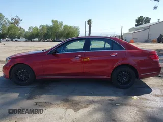 2015 Mercedes-Benz E 350 Sport с VIN WDDHF5KB4FB094013, выставлен на аукционе IAAI как лот 42079104 с пробегом 77 698 миль миль и . История ставок и продаж доступна на DreamBid. Изображение 14.