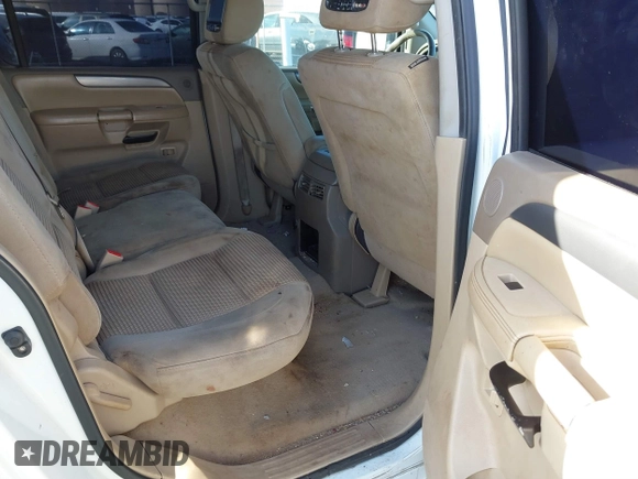 2014 Nissan Armada SV z VIN 5N1AA0NDXEN610636, wystawiony jako IAAI lot #41627340 z przebiegiem 66 976 mil mil oraz . Historia ofert i sprzedaży dostępna na DreamBid. Obrazek 8.
