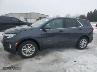 2022 Chevrolet Equinox LT with VIN 2GNAXUEV2N6150984, listed as a Copart auction lot 42928295 with 11,587 mi miles and Salvage Title. Bid and sale history available at carsss.com. Image 1.