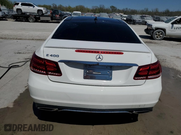 2016 Mercedes-Benz E 400 z VIN WDDKJ6FB4GF332182, wystawiony jako Copart lot #52546835 z przebiegiem 141 910 mil mil oraz Czysty tytuł • Clean title. Historia ofert i sprzedaży dostępna na DreamBid. Obrazek 6.