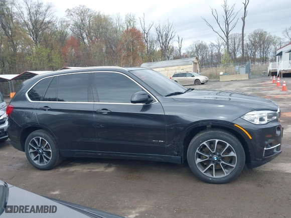 2017 BMW X5 xDrive35i with VIN 5UXKR0C35H0V76620, listed as a IAAI auction lot 41944975 with 147,667 mi miles. Bid and sale history available at carsss.com. Image 13.