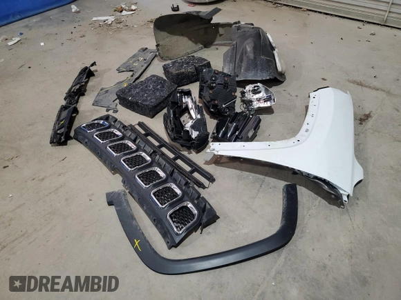 2024 Jeep Compass Latitude с VIN 3C4NJDBN8RT605547, выставлен на аукционе Copart как лот 62013365 с пробегом 23 793 миль миль и Чистый • Clean title. История ставок и продаж доступна на DreamBid. Изображение 13.