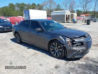 2014 Chrysler 300 with VIN 2C3CCABG2EH376713, listed as a IAAI auction lot 41813577 with 125,115 mi miles. Bid and sale history available at carsss.com. Image 1.