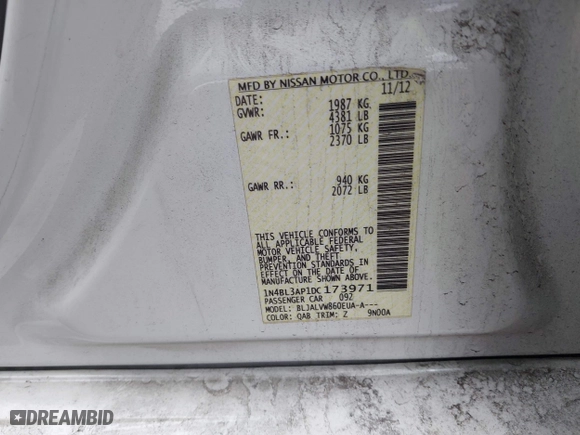 2013 Nissan Altima 3.5 SL with VIN 1N4BL3AP1DC173971, listed as a IAAI auction lot 41330016 with 185,945 mi miles. Bid and sale history available at carsss.com. Image 9.