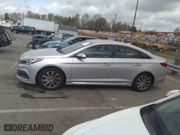 2015 Hyundai Sonata Limited with VIN 5NPE34AF8FH084569, listed as a IAAI auction lot 41914841 with 94,685 mi miles and . Bid and sale history available at carsss.com. Image 14.