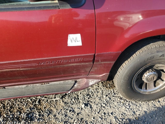 1998 Mercury Mountaineer with VIN 4M2ZU55P3WUJ22118, listed as a Copart auction lot 86547134 with 265,013 mi miles and Salvage Title. Bid and sale history available at carsss.com. Image 13.