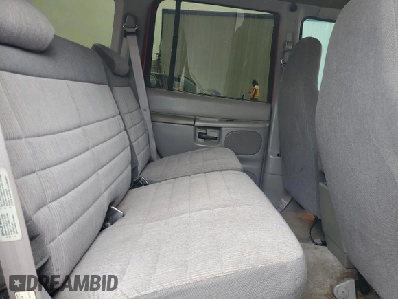 1996 Ford Explorer XL с VIN 1FMDU32X5TUB50678, выставлен на аукционе Copart как лот 45808815 с пробегом 253 701 миль миль и Списание • Salvage title. История ставок и продаж доступна на DreamBid. Изображение 10.