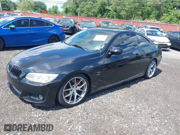 2011 BMW 3 Series 335i xDrive with VIN WBAKF9C56BE247125, listed as a IAAI auction lot 39738395 with 144,405 mi miles. Bid and sale history available at carsss.com. Image 17.