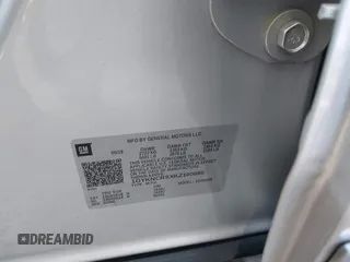 2019 Cadillac XT5 Luxury FWD with VIN 1GYKNCRSXKZ100695, listed as a IAAI auction lot 41108502 with 94,617 mi miles and . Bid and sale history available at DreamBid. Image 9.