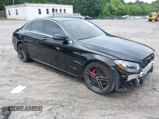2018 Mercedes-Benz C 300 z VIN WDDWF4JB3JR323736, wystawiony jako IAAI lot #42372363 z przebiegiem 133 149 mil mil oraz . Historia ofert i sprzedaży dostępna na DreamBid. Obrazek 1.