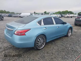2015 Nissan Altima 2.5 S with VIN 1N4AL3AP2FN328451, listed as a IAAI auction lot 42113355 with 221,659 mi miles. Bid and sale history available at carsss.com. Image 4.