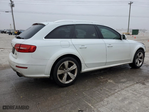 2015 Audi allroad Premium Plus with VIN WA1UFAFL6FA124116, listed as a Copart auction lot 43871975 with 136,288 mi miles and Salvage Title. Bid and sale history available at carsss.com. Image 3.