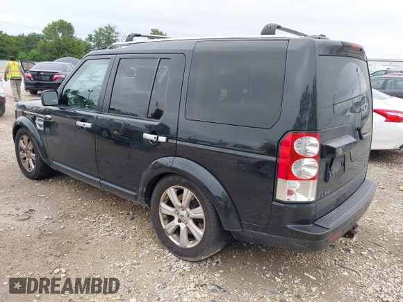 2013 Land Rover LR4 Lux z VIN SALAK2D44DA678914, wystawiony jako IAAI lot #42761654 z przebiegiem 123 979 mil mil oraz . Historia ofert i sprzedaży dostępna na DreamBid. Obrazek 3.