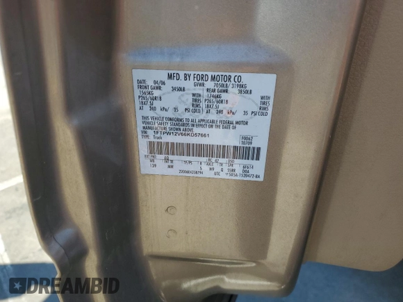 2006 Ford F-150 XLT с VIN 1FTPW12V66KD57661, выставлен на аукционе Copart как лот 57530335 с пробегом 209 592 миль миль и Списание • Salvage title. История ставок и продаж доступна на DreamBid. Изображение 12.