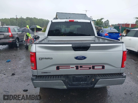 2017 Ford F-150 XL z VIN 1FTEW1E8XHKE53051, wystawiony jako IAAI lot #42330260 z przebiegiem 197 271 mil mil oraz . Historia ofert i sprzedaży dostępna na DreamBid. Obrazek 16.