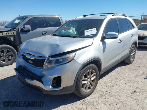 2014 Kia Sorento LX with VIN 5XYKT4A66EG534731, listed as a IAAI auction lot 41730093 with 148,931 mi miles. Bid and sale history available at carsss.com. Image 2.