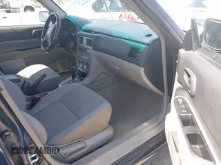 2006 Subaru Forester 2.5 X with VIN JF1SG63646H739962, listed as a IAAI auction lot 42168914 with 164,875 mi miles. Bid and sale history available at carsss.com. Image 5.