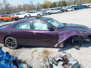 2021 Dodge Charger R/T z VIN 2C3CDXCTXMH650203, wystawiony jako IAAI lot #42114208 z przebiegiem 32 722 mil mil oraz . Historia ofert i sprzedaży dostępna na DreamBid. Obrazek 14.