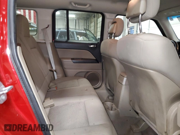 2010 Jeep Patriot Sport z VIN 1J4NF1GB5AD620526, wystawiony jako Copart lot #89088465 z przebiegiem 131 288 mil mil oraz Szkoda całkowita • Salvage title. Historia ofert i sprzedaży dostępna na DreamBid. Obrazek 11.