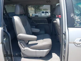 2004 Honda Odyssey EX-L with VIN 5FNRL18774B028164, listed as a IAAI auction lot 42454877 with 135,720 mi miles and . Bid and sale history available at DreamBid. Image 8.