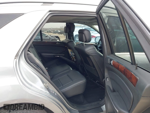 2010 Mercedes-Benz M 350 с VIN 4JGBB5GB8AA588907, выставлен на аукционе IAAI как лот 41505027 с пробегом 178 185 миль миль и . История ставок и продаж доступна на DreamBid. Изображение 8.