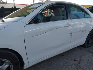 2009 Toyota Camry with VIN 4T4BE46K39R064079, listed as a IAAI auction lot 41950516 with 185,884 mi miles. Bid and sale history available at carsss.com. Image 6.