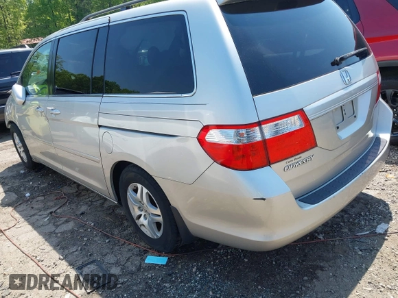 2007 Honda Odyssey EX-L z VIN 5FNRL38667B453060, wystawiony jako IAAI lot #42066637 z przebiegiem 184 439 mil mil oraz . Historia ofert i sprzedaży dostępna na DreamBid. Obrazek 3.