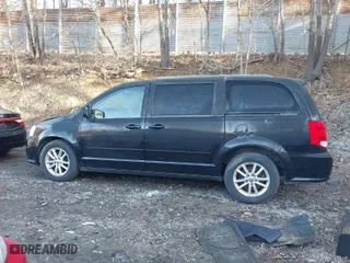 2014 Dodge Grand Caravan SXT with VIN 2C4RDGCG2ER154056, listed as a IAAI auction lot 41869407 with 193,885 mi miles. Bid and sale history available at carsss.com. Image 15.