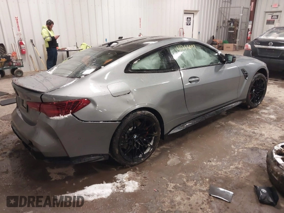 2025 BMW M4 Competition xDrive z VIN WBS33HK05SCT86800, wystawiony jako IAAI lot #41265093 z przebiegiem 838 mil mil oraz . Historia ofert i sprzedaży dostępna na DreamBid. Obrazek 4.