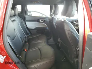 2025 Jeep Compass Limited z VIN 3C4NJDCN9ST552801, wystawiony jako Copart lot #64312945 z przebiegiem 3 401 mil mil oraz Szkoda całkowita • Salvage title. Historia ofert i sprzedaży dostępna na DreamBid. Obrazek 11.