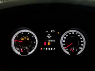 2013 Ram 1500 Express z VIN 1C6RR7FT1DS587429, wystawiony jako Copart lot #57471255 z przebiegiem 132 467 mil mil oraz Czysty tytuł • Clean title. Historia ofert i sprzedaży dostępna na DreamBid. Obrazek 9.