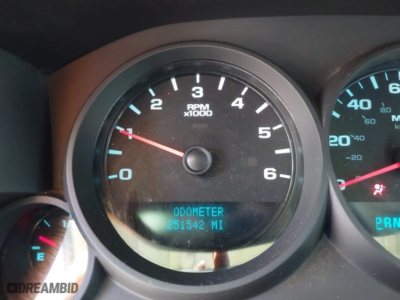 2011 Chevrolet Silverado 1500 LS with VIN 3GCPKREA1BG382164, listed as a IAAI auction lot 41785414 with 251,542 mi miles. Bid and sale history available at carsss.com. Image 15.