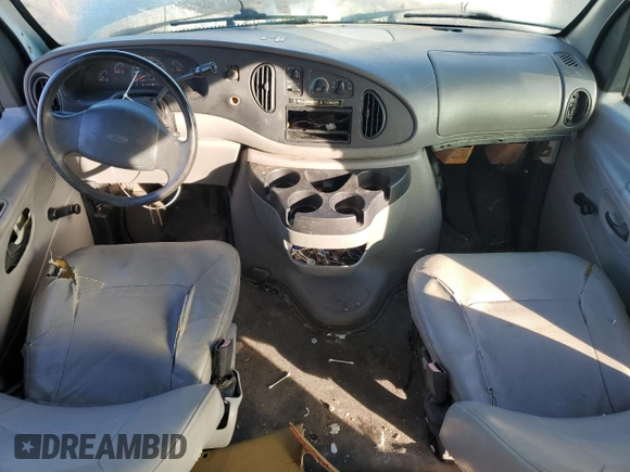 2000 Ford Econoline Passenger XL with VIN 1FBSS31L7YHA51624, listed as a Copart auction lot 86579204 with 55,936 mi miles and Salvage Title. Bid and sale history available at DreamBid. Image 8.