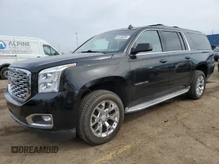 2015 GMC Yukon XL SLT z VIN 1GKS2HKC7FR140337, wystawiony jako Copart lot #54130255 z przebiegiem Nie podano mil oraz Czysty tytuł • Clean title. Historia ofert i sprzedaży dostępna na DreamBid. Obrazek 1.