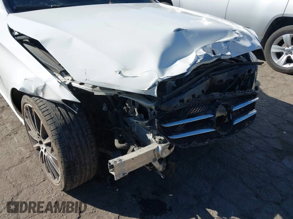 2018 Mercedes-Benz C 300 with VIN WDDWF4JB0JR397714, listed as a IAAI auction lot 41644105 with 91,708 mi miles and . Bid and sale history available at carsss.com. Image 6.